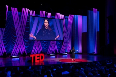 Олександра Матвійчук під час виступу на конференцій TEDWomen. /TED