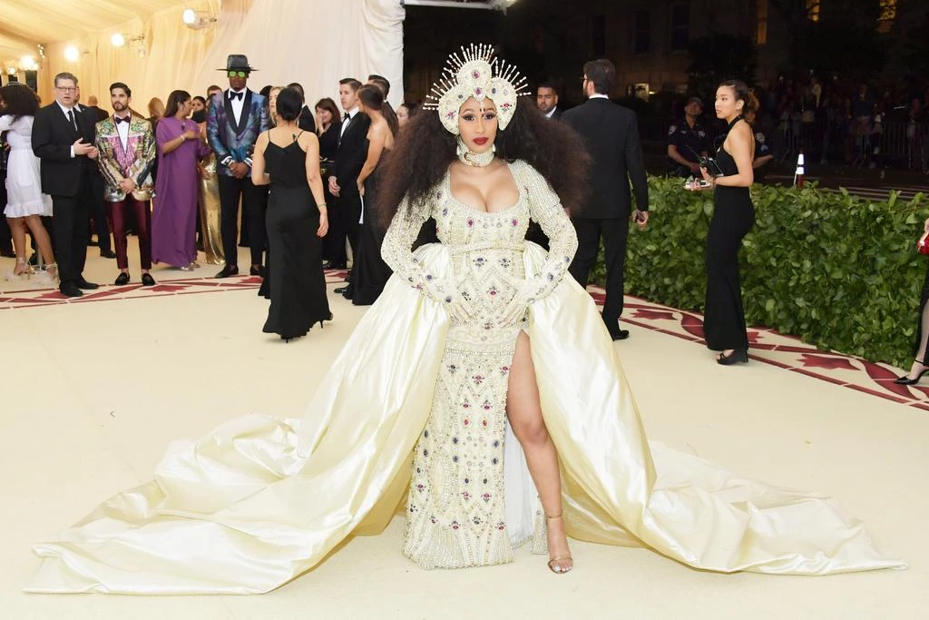 Cardi B в Moschino, 201856