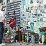 Головний суперник Орбана в Києві вшанував Стіну памʼяті полеглих за…