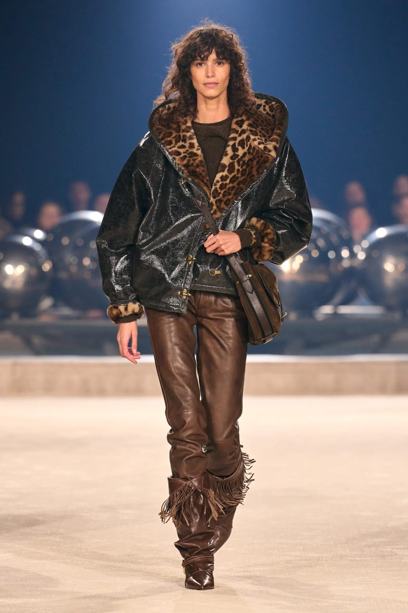 Isabel Marant осінь-зима 2024/2025. Photo: Vogue Runway17