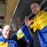 Омбудсмен показав кадри першого дзвінка звільненого захисника: “Мамо, я живий!”