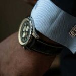 А ви знали, чому за етикетом чоловікам слід носити наручні…