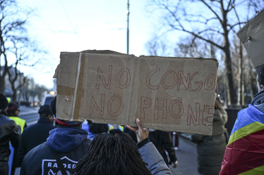 ДР Конго Руанда протест смартфон /Getty Images