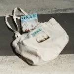 Наймодніша капсула літа: футболки і шопери Vogue Ukraine з ілюстраціями…