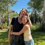 Міла Йовович показала, як разом із родиною насолодилася останніми днями…