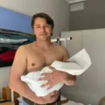 Вчетверте став батьком: Сергій Притула поділився зворушливою світлиною з новонародженим…