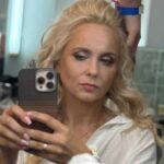 Лілія Ребрик у чорній сукні серед пшеничного поля: серпневі світлини,…