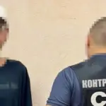 СБУ спіймала російського інформатора з “камерою в коробці з-під соку”…