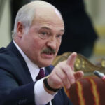 лукашенко “привітав” Україну з Днем незалежності: цинічно побажав “знайти відповідь…