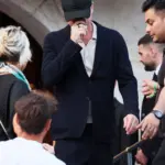 Найвірніші стосунки Леонардо Ді Капріо — з його кепками