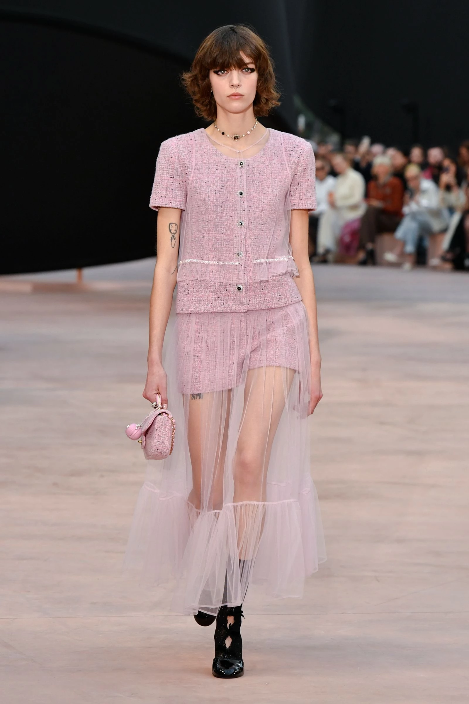 Chanel12