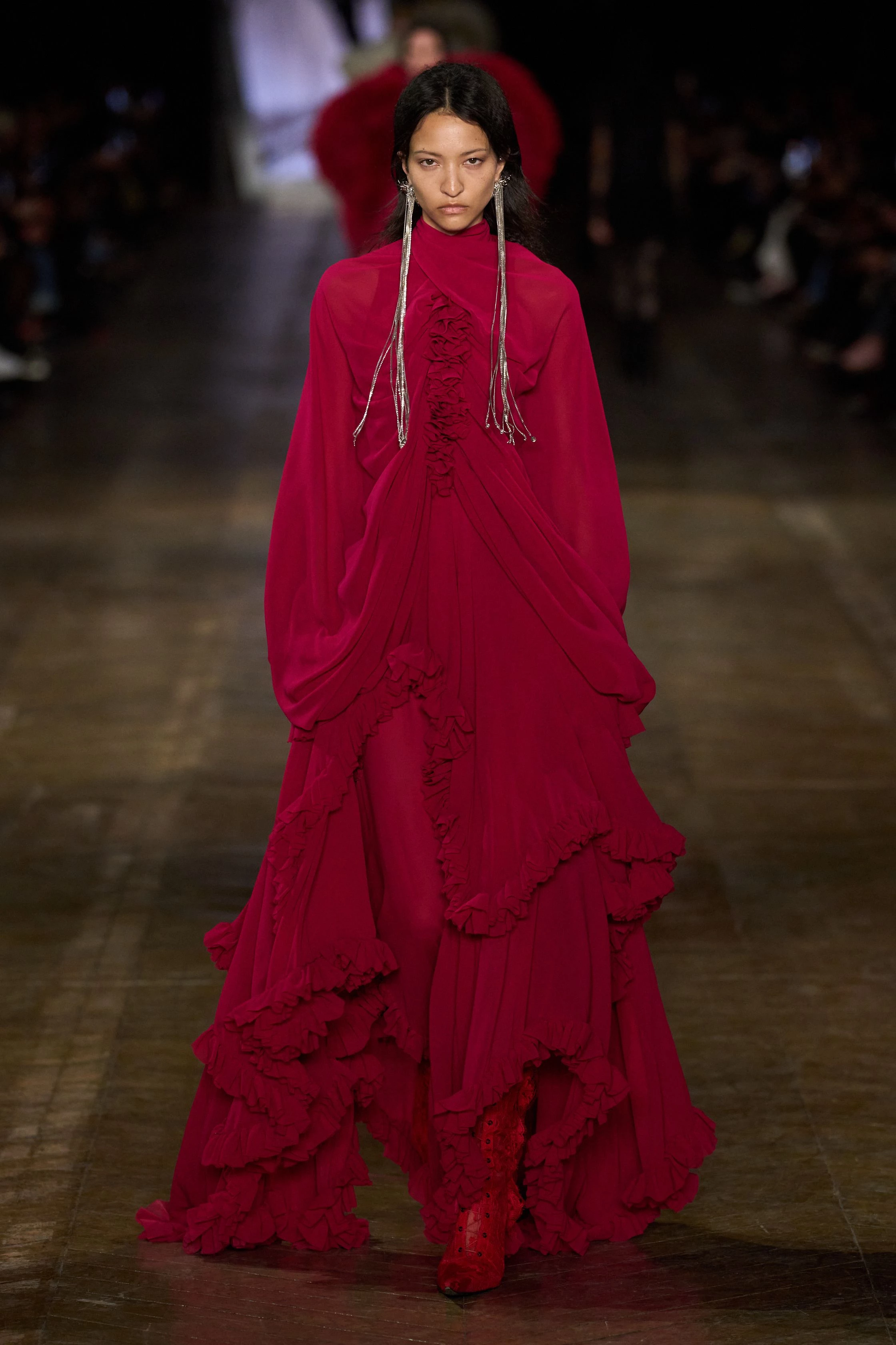McQueen осінь-зима 2025/20267