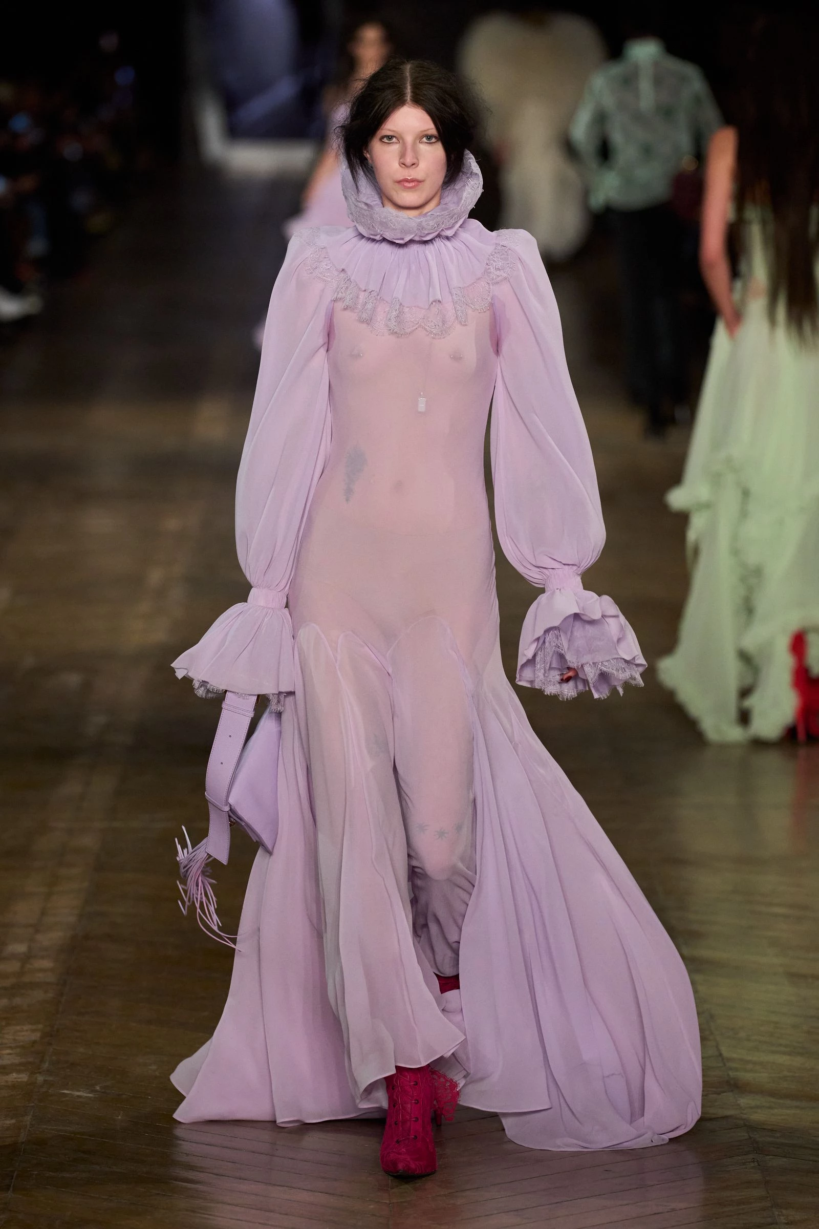 Alexander McQueen весна-літо 20254