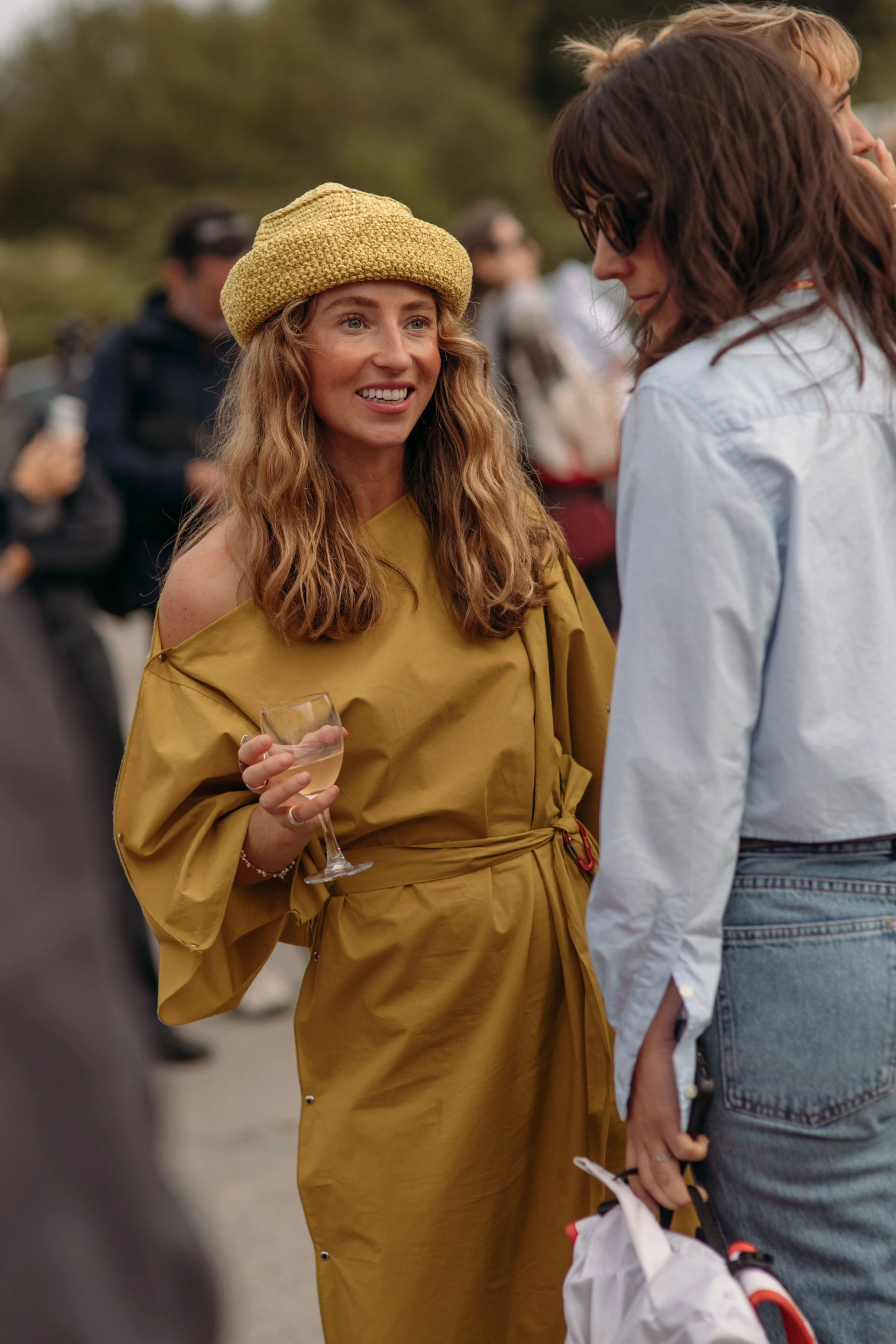 Streetstyle: як прикрасити волосся у стилі скандинавських модниць23