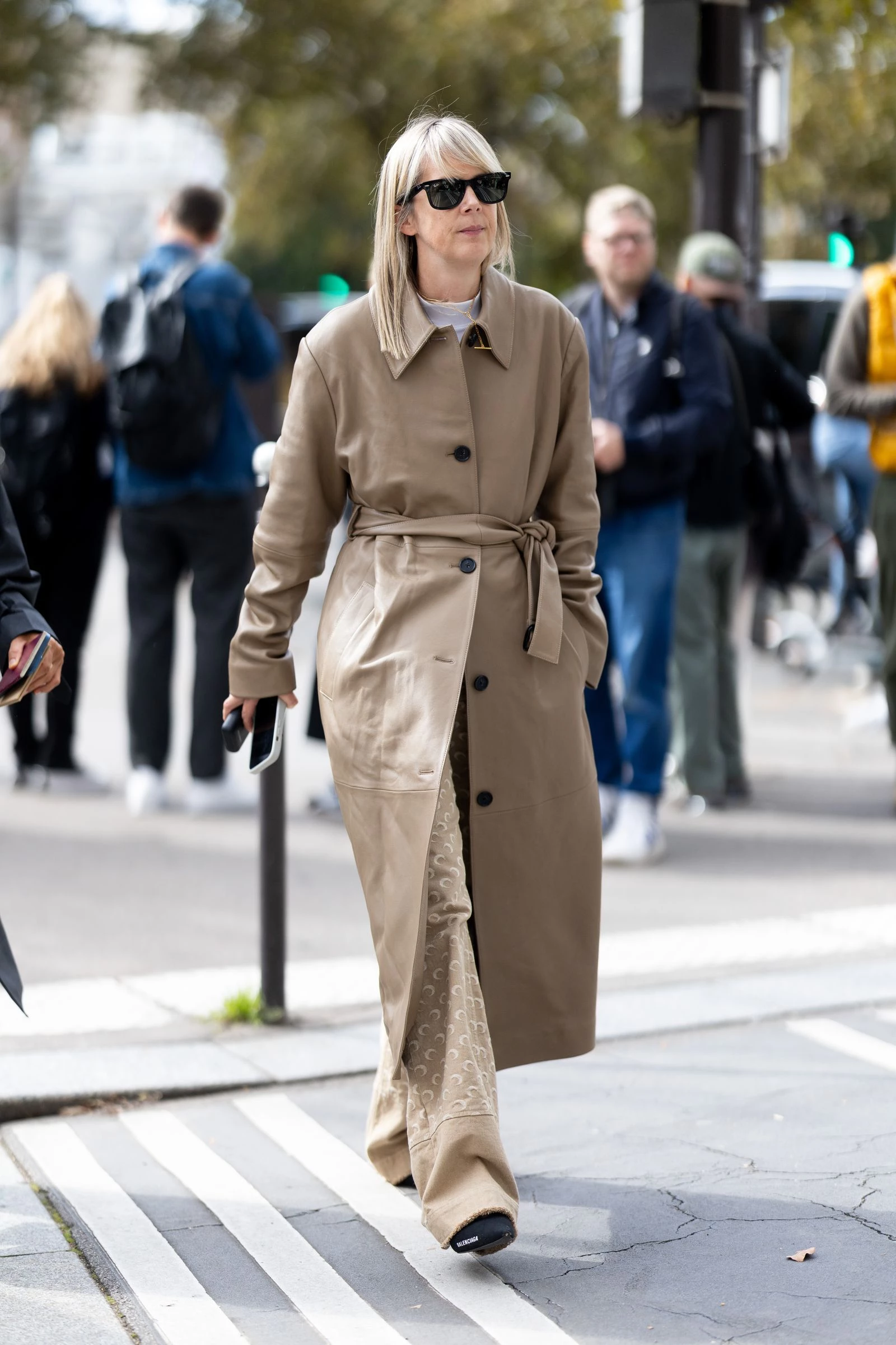 Streetstyle: 9 способів носити класичний тренч цього сезону2