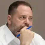 Єрмак назвав “максимальним нахабством” російський штурм із прапором США