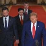 Скільки заробляють міністри-мільйонери в адміністрації Трампа?