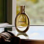 Bormioli Luigi виготовляє асиметричну пляшку для Ferragamo, яку можна багаторазово…
