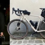 Чоловік поїхав на велосипеді з Франції до Великої Британії, але…