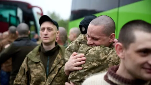 українські бійці яких повернули з полону 15 травня 26 року