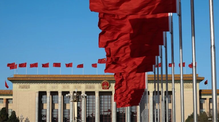 Сполучені Штати запровадили обмеження проти трьох китайських компаній, що займаються супутниками, через їхню допомогу Ірану. 7