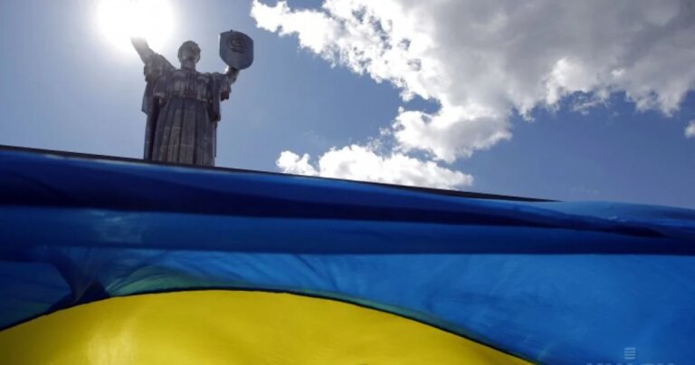 Під час святкування Дня Києва посольства західних країн відреагували на погрози Росії та висловили зворушливе послання (відео) 2 Під час святкування Дня Києва посольства західних країн відреагували на погрози Росії та висловили зворушливе послання (відео) 2