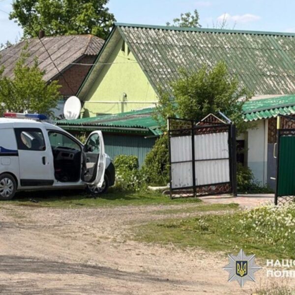 Ексклюзивні новини України 24 Шок на Хмельниччині: чоловік вчинив стрілянину, поранивши правоохоронців
