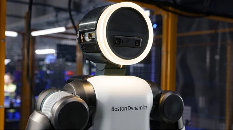 Людина так не може: гуманоїд Boston Dynamics виконав складні гімнастичні трюки 16 Людина так не може: гуманоїд Boston Dynamics виконав складні гімнастичні трюки 16