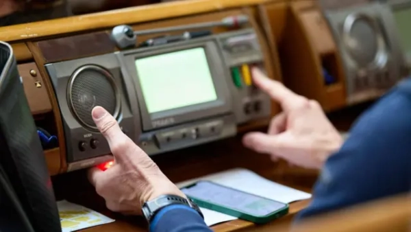 Як “ЄС” та “Слуга народу” посварилися в Раді через ратифікацію&hellip;