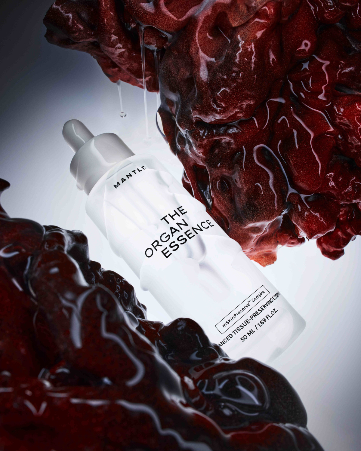 12 провідних beauty-новинок перед літом 2026: актуальні засоби для сяйва, зволоження та невимушеного блиску7
