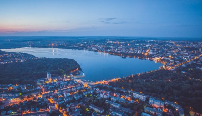 Тернопіль під загрозою: влада закликає до пильності 10