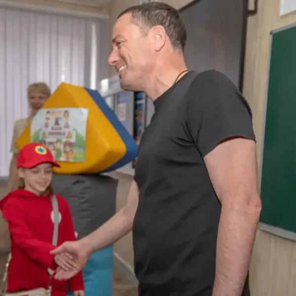 Ексклюзивні новини України 30 Сучасні класи відкриваються в кам’янських школах: міський голова Андрій Білоусов…