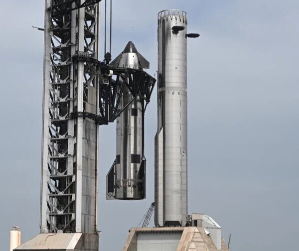 Ексклюзивні новини України 37 SpaceX відклала монументальний старт Starship V3 через інженерні складнощі