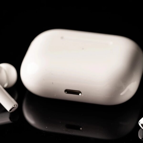 AirPods з камерами: Як Siri побачить світ та розширить твої&hellip;