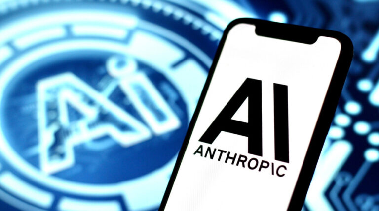 Anthropic обговорює партнерство з британським стартапом Fractile з метою придбання чіпів без DRAM. 3