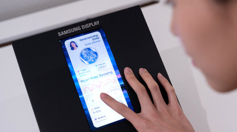 Samsung продемонструвала екран, який виявляє серцевий ритм і кров'яний тиск при дотику. 9 Samsung продемонструвала екран, який виявляє серцевий ритм і кров'яний тиск при дотику. 9