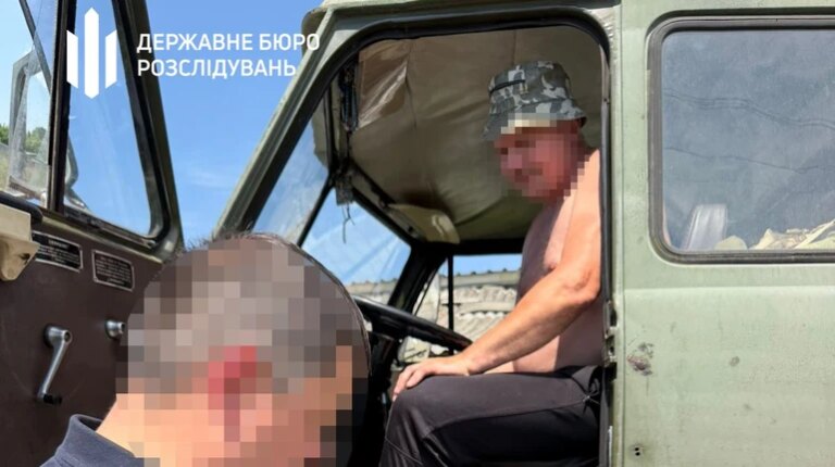 На Хмельниччині військові підозрюються у розпродажі дизельного палива з військової частини. 13