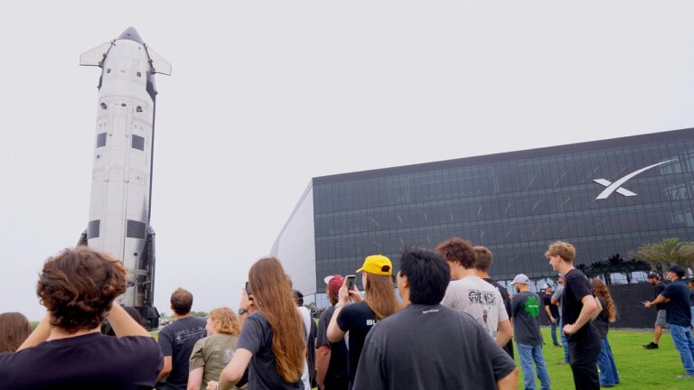 SpaceX виграла контракт на $2,29 млрд: яку військову таємницю розкриють у космосі? 1