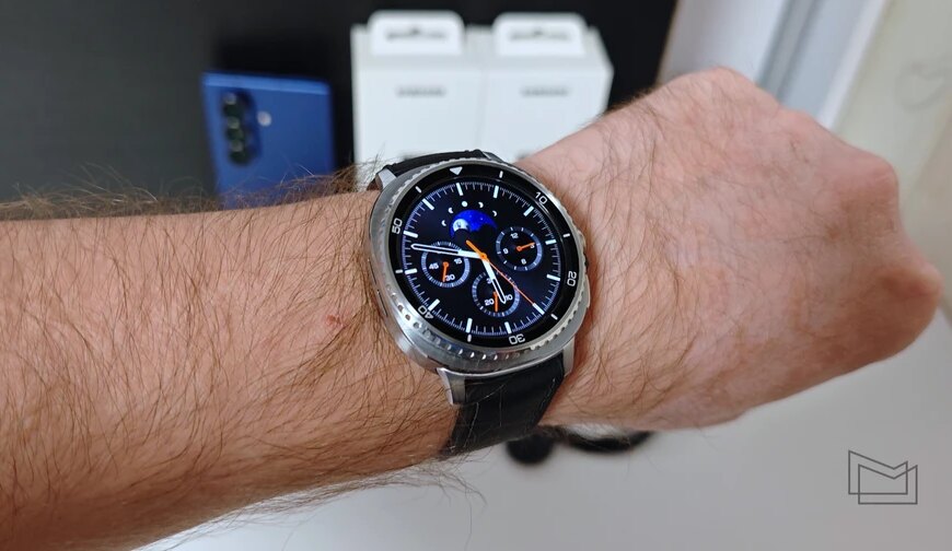 Samsung розпочне виробництво розумних годинників із MicroLED екранами
