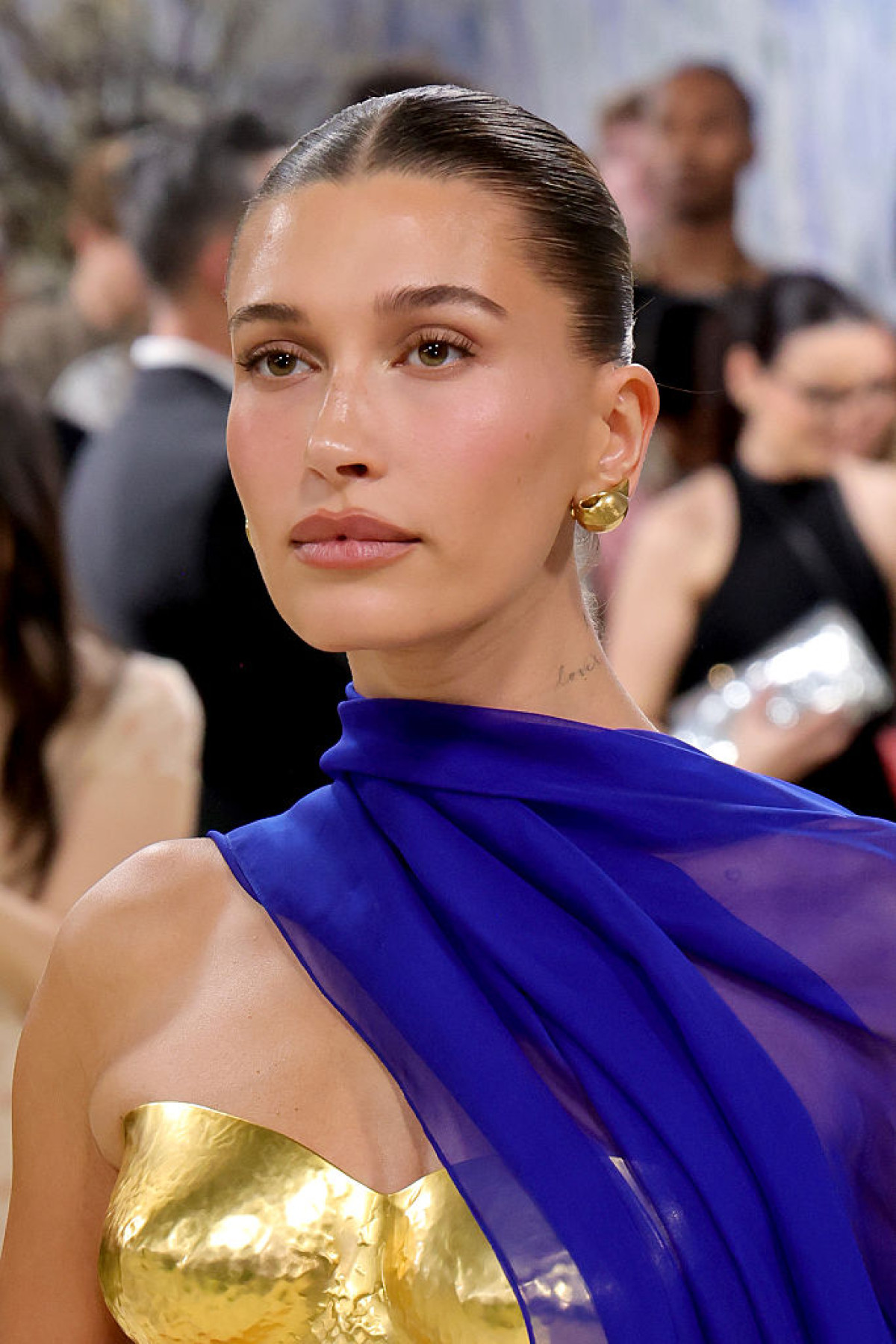 10 найвидатніших б'юті-образів з Met Gala, що підкорили серця4