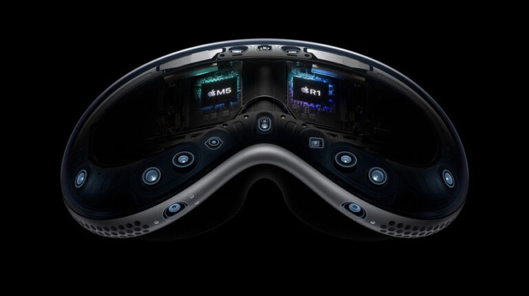 Apple Vision Pro вперше застосували для хірургічного втручання з усунення катаракти 11