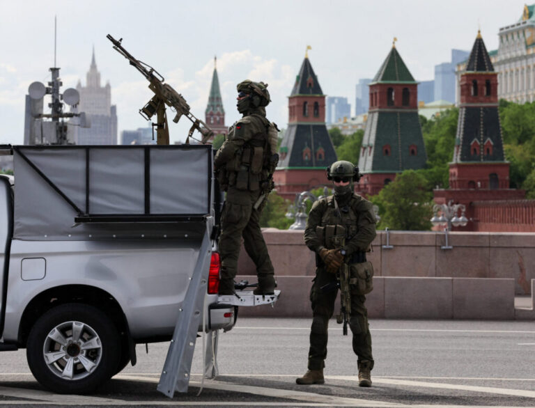 Україна веде безпілотну війну: від Москви до Криму перемога за нами 43 Україна веде безпілотну війну: від Москви до Криму перемога за нами 30