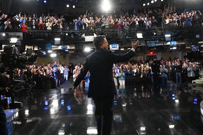 Ексклюзивні новини України 15 Фінал “The Late Show” зі Стівеном Колбертом: рекордні перегляди, відео…
