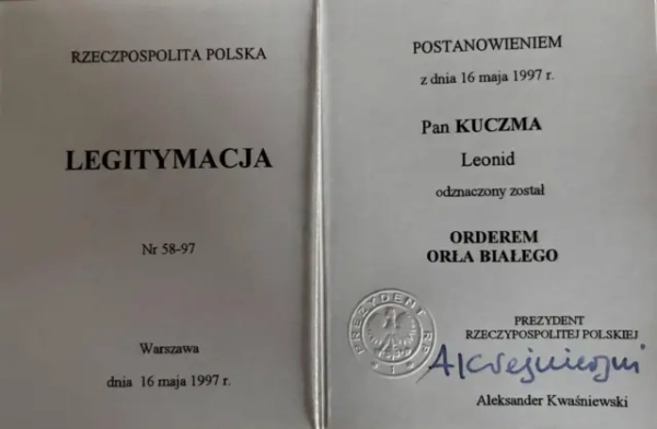 Президент Зеленський надіслав орден Білого Орла Навроцькому до Варшави "Новою поштою" 11 Колишній президент України Леонід Кучма повернув орден Білого Орла