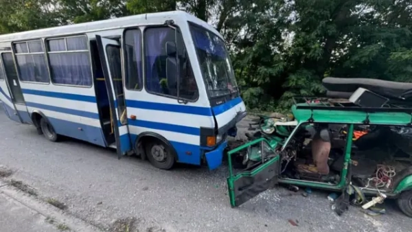 Старенькі “Жигулі” з сімома дітьми. Двоє загинули у жахливій аварії&hellip;