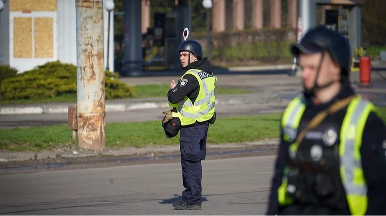 Рух на кількох вулицях Києва обмежено після нападу: автобуси та тролейбуси курсують за новими схемами 2