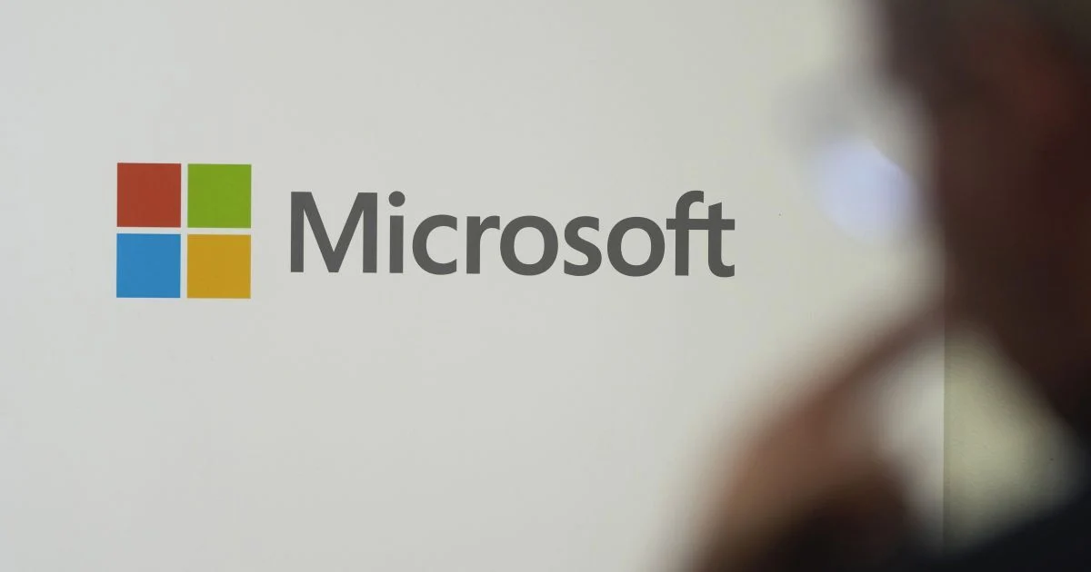 Масовий злам користувачів Microsoft