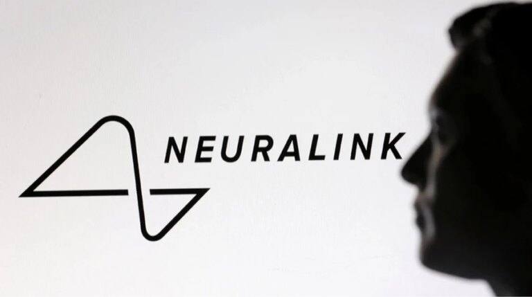 Samsung працює над чіпами для четвертого покоління імплантатів Neuralink. 12