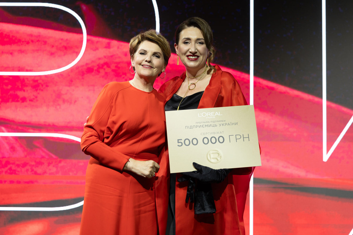 L'Oréal Paris у Києві: демонстрація-заява «Бо ти цього заслуговуєш!» про силу жінок та бізнес-підприємство3