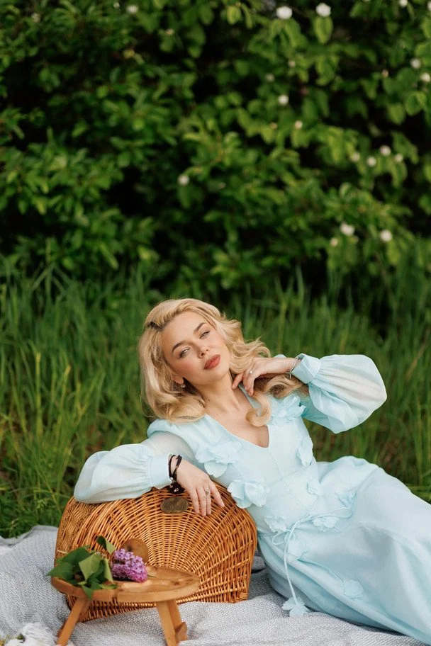 Аліна Гросу присвятила пісню розлученню і розкрила джерело натхнення: "Лише останній вечір не забирай" 2